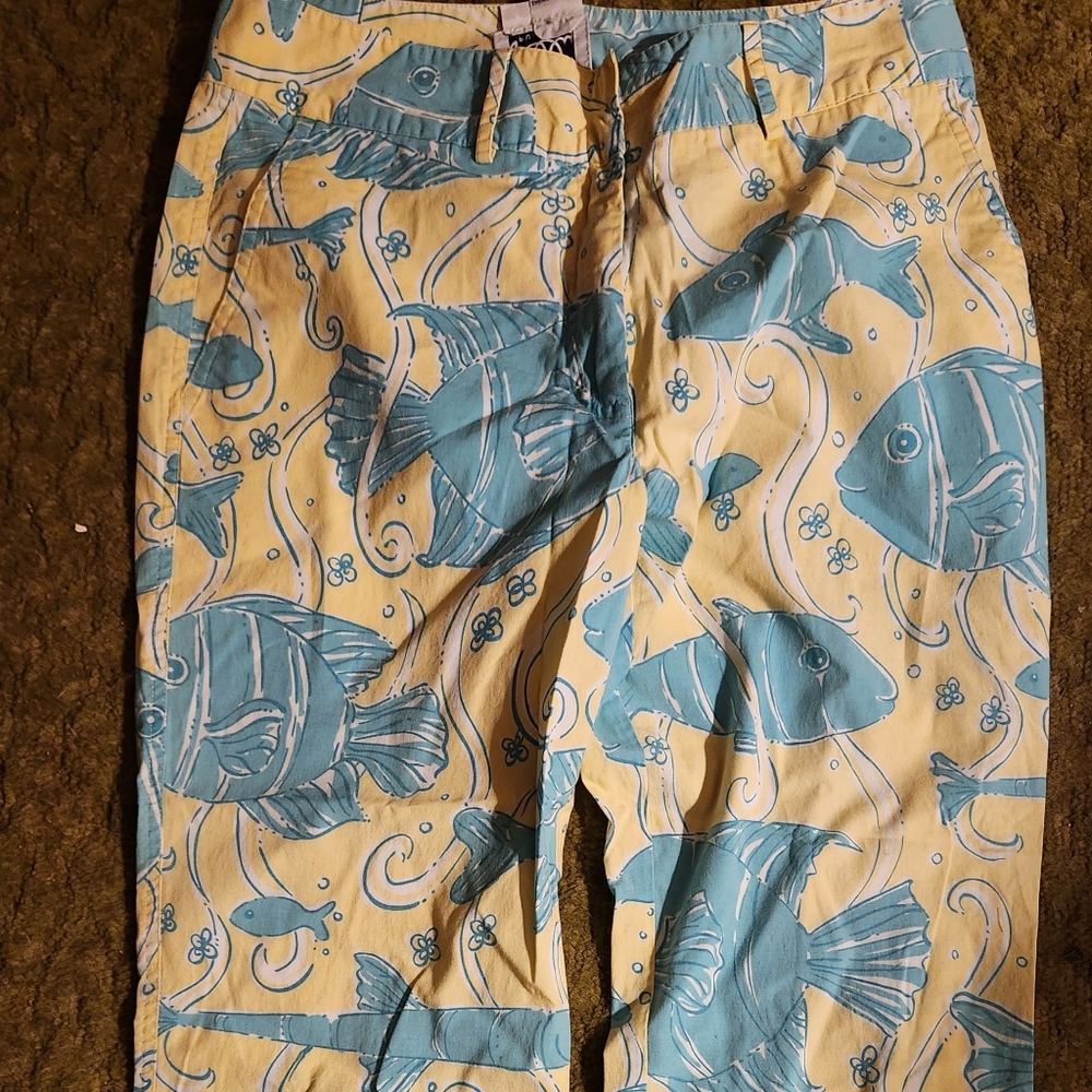 VINTAGE LILLY PULIZER FISH TEAL CROP PANTS.